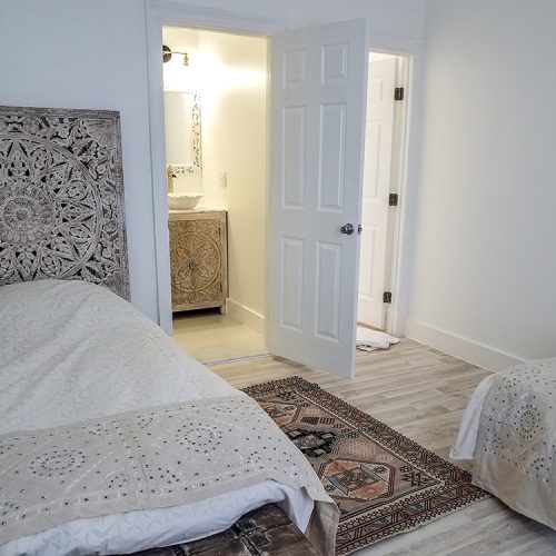 Double Room with Private Bath (Room 1)