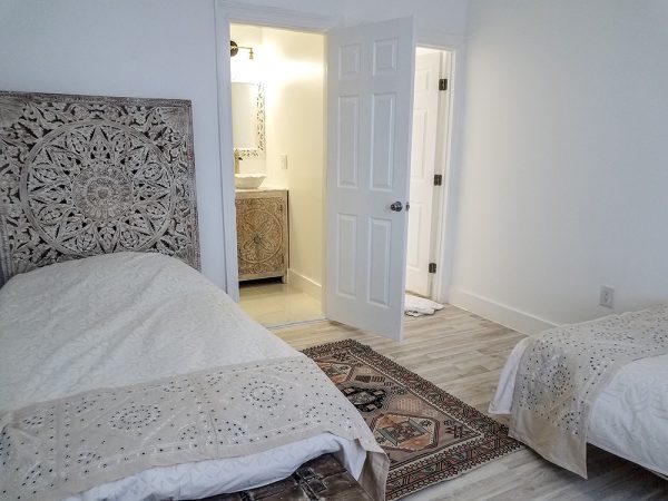 Double Room with Private Bath (Room 1)