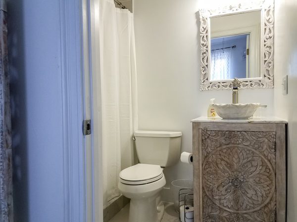 Double Room with Private Bath (Room 1)